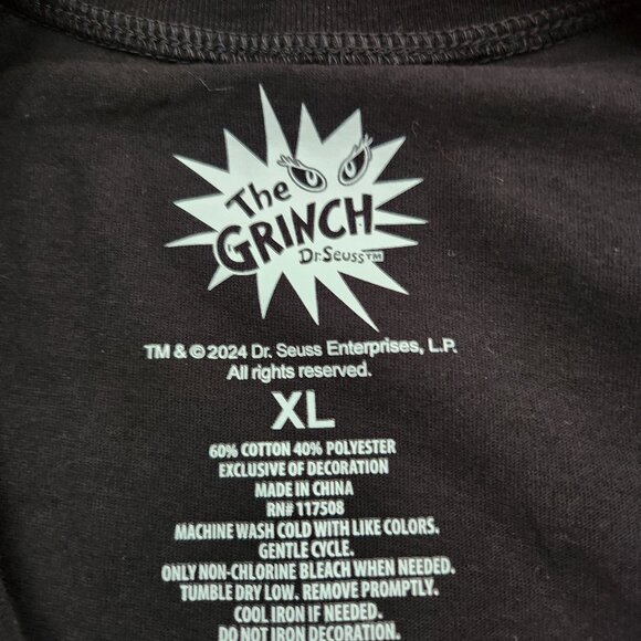 The Grinch T-Shirt Size XL NEW - Picture 2 of 3